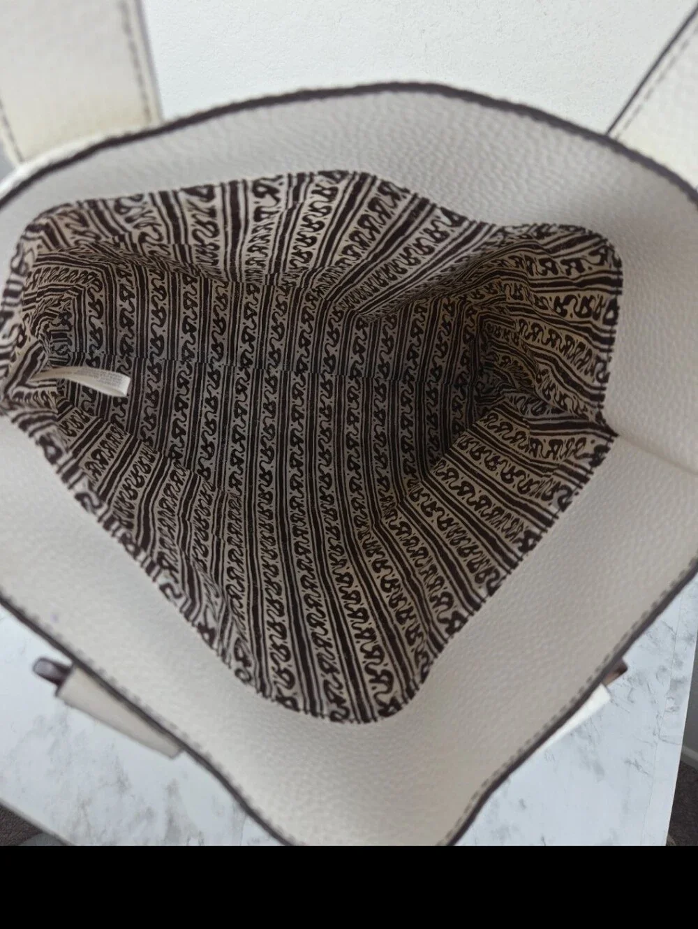 Estee Lauder Classic White Leather Tote Bag with Contrast Stitching